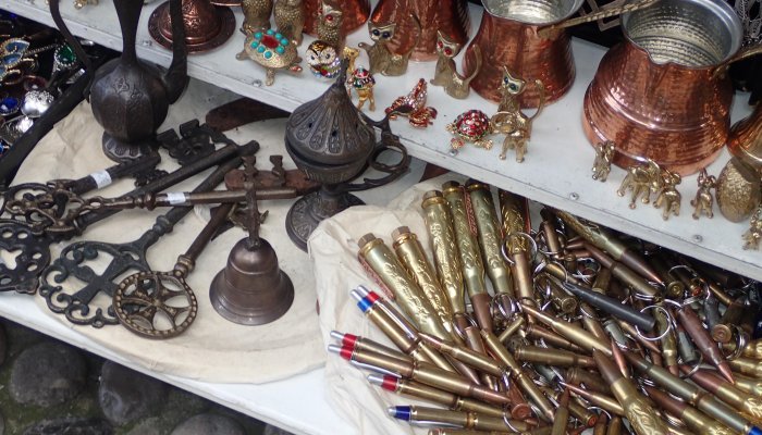 Acu Mostar souvenirs